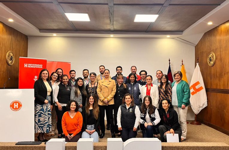 Participación de la PUCE I en el II Encuentro de la Red Ecuatoriana de Aprendizaje Servicio en la Universidad Hemisferios